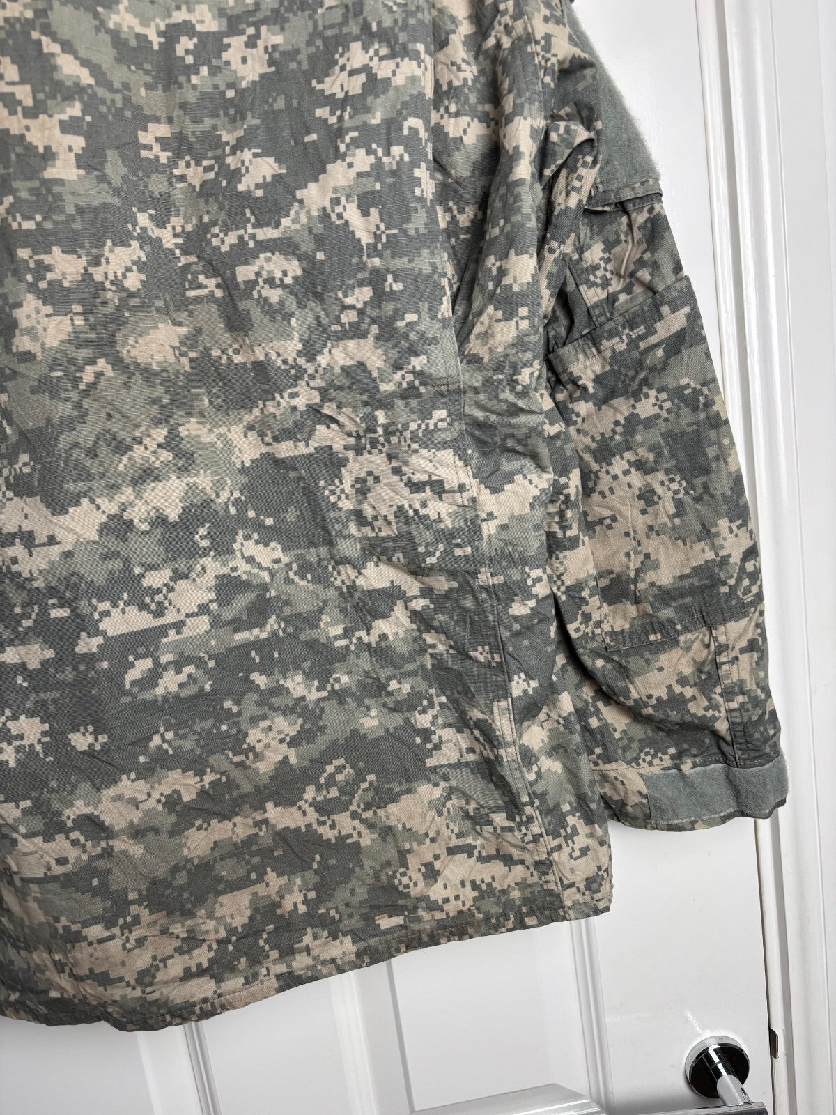 Surplus US Army ACU Combat Uniform Jacket-Medium Regular - The Militaria Shop