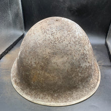 Charger l'image dans la galerie, Original WW2 British/Canadian Army Mk3 Turtle Combat Helmet - The Militaria Shop