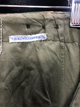 Charger l'image dans la galerie, Genuine British Army Rare Cadet Forces 68 Pattern DPM Trousers - Size 28" Waist - The Militaria Shop