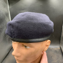 Lade das Bild in den Galerie-Viewer, Genuine British Army Forces All Regiment Wool Beret - Size 55 - The Militaria Shop