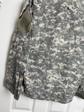 Charger l'image dans la galerie, Surplus US Army ACU Combat Uniform Jacket-Medium Long - The Militaria Shop