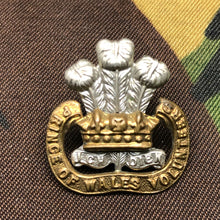 Load image into Gallery viewer, Original WW1 British Army Collar Badge - South Lancashire Regiment - The Militaria Shop