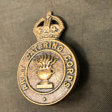 Load image into Gallery viewer, Original British Army Cap/Beret Badge - Army Catering Corps ACC - The Militaria Shop