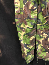 Charger l'image dans la galerie, Genuine British Army Surplus Camouflaged DPM Combat Trousers - Size 75/76/92 - The Militaria Shop