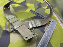 Load image into Gallery viewer, Good Size Heavy Duty Canvas Army Belt 40" Waist - The Militaria Shop
