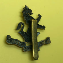 Load image into Gallery viewer, Original WW1 British Army 7th Dragoon Guards Cap Badge - The Militaria Shop