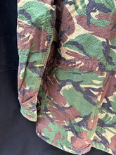 Lade das Bild in den Galerie-Viewer, Genuine British Army DPM Camouflaged Combat Field Jacket - Size 180/96 - The Militaria Shop