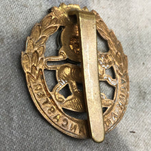 Load image into Gallery viewer, Original WW2 British Army York and Lancaster Regiment Cap Badge - The Militaria Shop