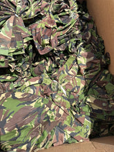 Lade das Bild in den Galerie-Viewer, 10 x British Army DPM Combat Jacket - Bulk Surplus Job Lot Camo Shirt Bundle - The Militaria Shop