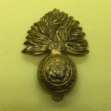 Charger l'image dans la galerie, Original WW2 British Army The Royal Fusiliers City of London Regiment Cap Badge - The Militaria Shop