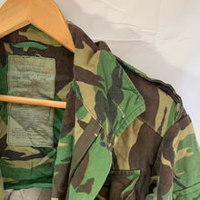 Charger l'image dans la galerie, Genuine British Army Jungle DPM Camouflage Combat Jacket - Size 170/96 - The Militaria Shop