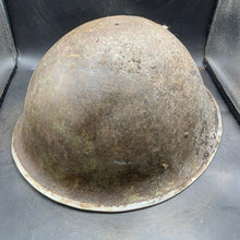 Charger l'image dans la galerie, Original British/Canadian Army WW2 Mk3 Turtle High Rivet Combat Steel Helmet - The Militaria Shop
