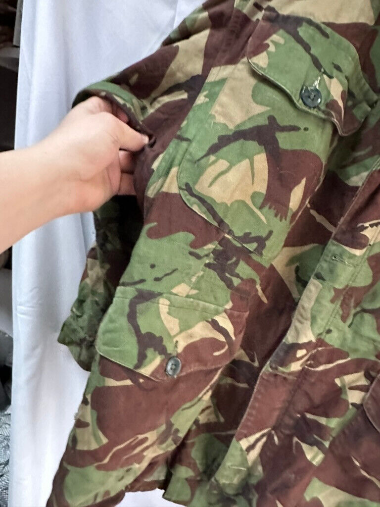 Genuine British Army Surplus DPM Camouflaged 1968 Pattern Smock - Size 38" Chest - The Militaria Shop