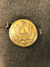 Lade das Bild in den Galerie-Viewer, Original WW2 US Army Class A Dress Jacket - Private Ryan Prop - 39" Long - The Militaria Shop