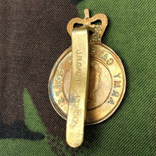 Load image into Gallery viewer, Original British Army Cap Badge - Army Catering Corps - The Militaria Shop