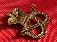 Load image into Gallery viewer, Original Victorian Crown British Army Staffordshire Regiment Cap / Collar Badge - The Militaria Shop
