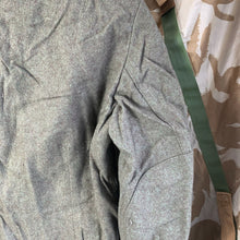 Load image into Gallery viewer, West German Field Jacket Green Wool Shirt Military Uniform Germany - 35" Chest - The Militaria Shop