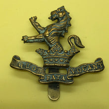 Load image into Gallery viewer, Original WW1 British Army 7th Dragoon Guards Cap Badge - The Militaria Shop