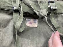 Lade das Bild in den Galerie-Viewer, Original British Army 58 Pattern Webbing Back Pack - The Militaria Shop