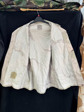 Load image into Gallery viewer, Gulf War US Army DCU Camouflaged Combat Field Coat/Jacket - Medium/Regular - The Militaria Shop