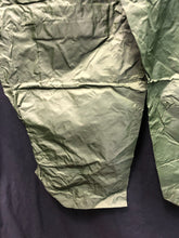 Load image into Gallery viewer, British Army Surplus 22C RAF Waterproof Over Trosuers - Size 4 - The Militaria Shop