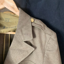 Lade das Bild in den Galerie-Viewer, Original WW2 US Army Class A Dress Jacket 1942 - Private Ryan Prop - 38" Long - The Militaria Shop