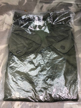 Load image into Gallery viewer, Gneuine US Army Field Jacket Smock - New In Packet - Size Small - The Militaria Shop