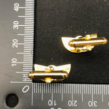 Load image into Gallery viewer, British Army SAS Special Air Service Cufflinks Set - The Militaria Shop