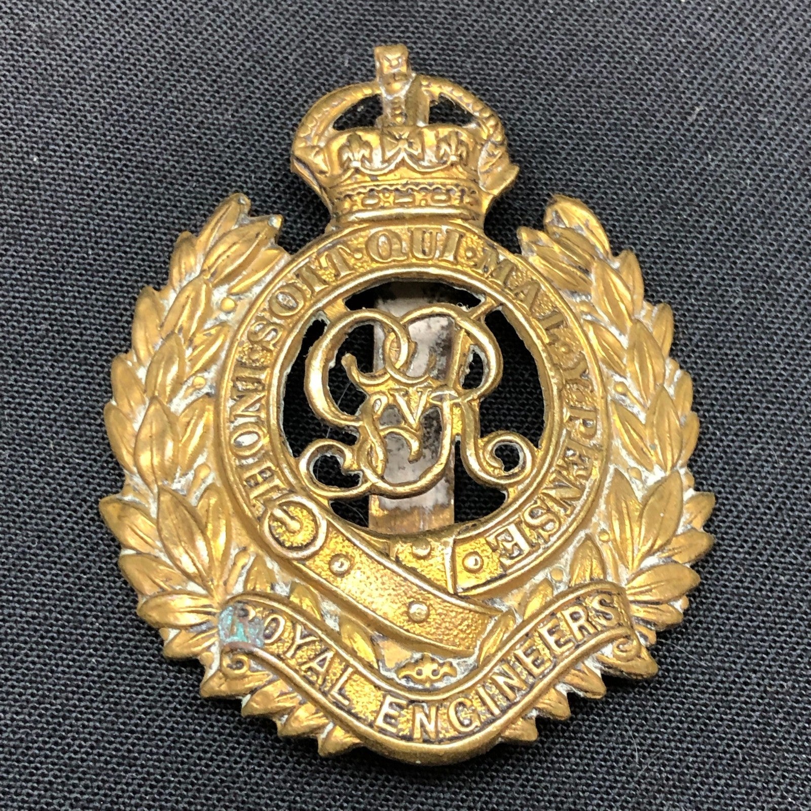 Original WW1 British Army Cap Badge - Royal Engineers - George V - The Militaria Shop