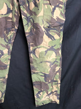 Charger l'image dans la galerie, Genuine British Army DPM Camouflaged Combat Trousers - Size 82/80/96 - The Militaria Shop