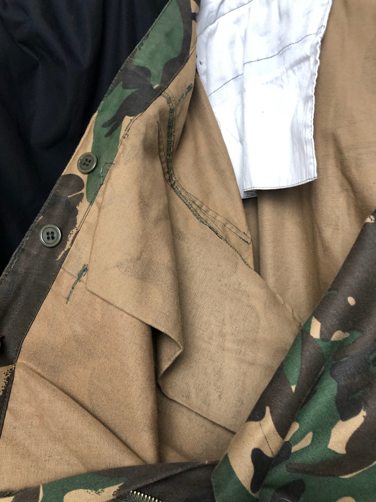 British DPM Style Combat Clothing - 54" Waist 31.5" Leg - The Militaria Shop