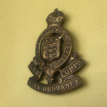 Load image into Gallery viewer, Original WW2 British Army Royal Army Ordnance Corps RAOC Cap Badge - The Militaria Shop
