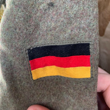 Load image into Gallery viewer, West German Field Jacket Green Wool Shirt Military Uniform Germany - 162/92 - The Militaria Shop