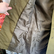 Charger l'image dans la galerie, Genuine British Army No.2 Dress Uniform Tunic Jacket - Size 182/96/80 - The Militaria Shop