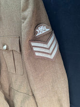 Lade das Bild in den Galerie-Viewer, British Army Surplus No.2 Service Dress Jacket - Size 170/100/84 - The Militaria Shop