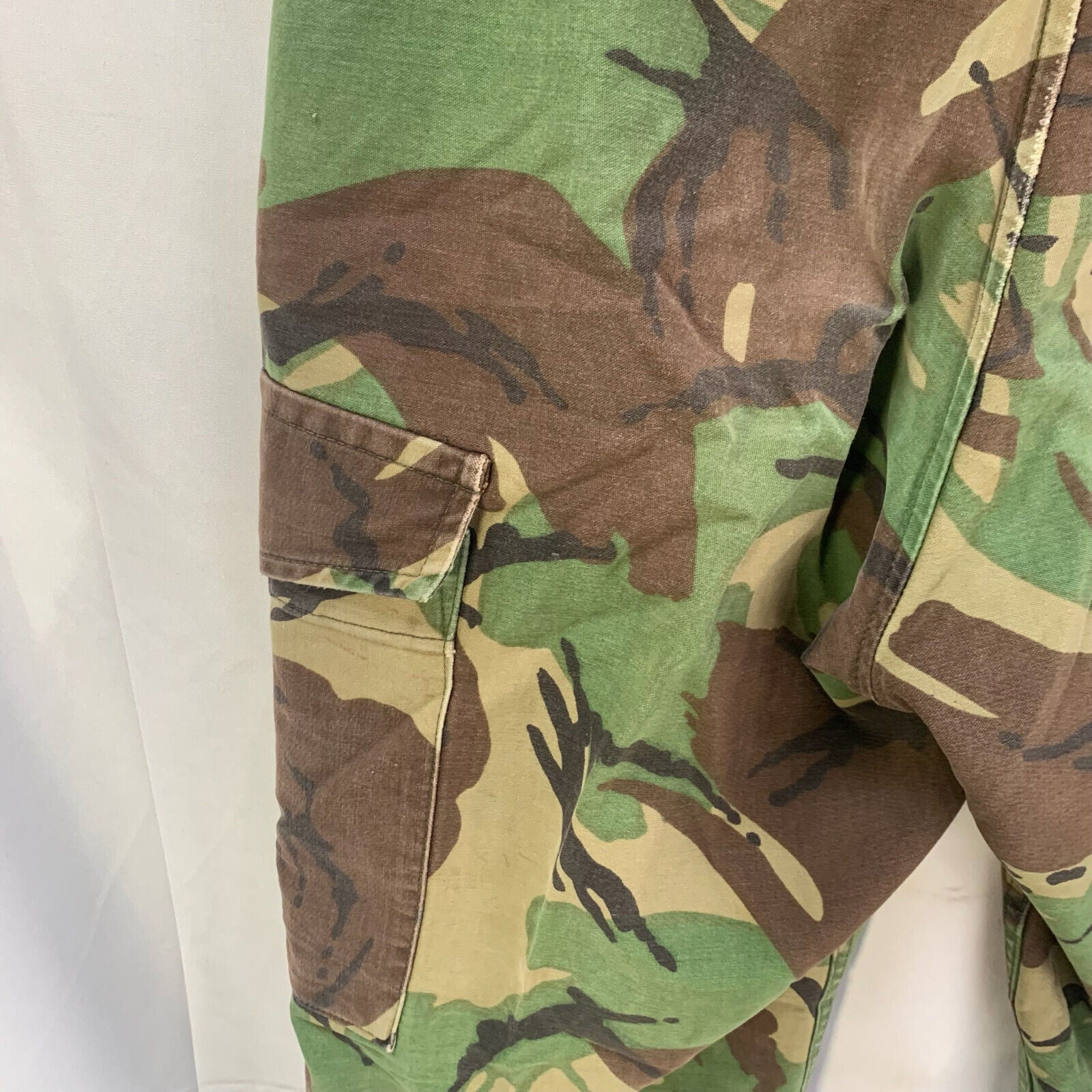 Genuine British Army 68 Pattern DPM Jungle Camouflaged Trousers - Size 28" Waist - The Militaria Shop
