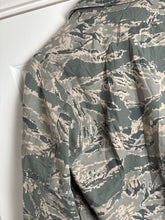 Load image into Gallery viewer, Surplus US Air Force UCP Uniform Jacket 8R - The Militaria Shop