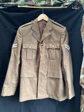 Load image into Gallery viewer, Grade 1 British Army FAD No2 Dress Uniform Jacket - Size 170/92/76 - The Militaria Shop