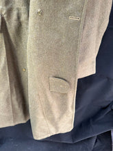 Load image into Gallery viewer, Original British Army Soldiers Greatcoat - Size 7 - 39" Chest - The Militaria Shop
