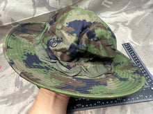 Load image into Gallery viewer, Genuine US Army Jungle Camouflage Boonie Sun Hat Hot Weather Type II - Size 8 - The Militaria Shop