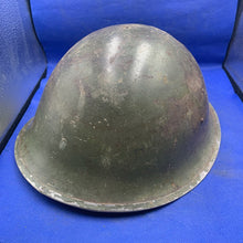 Lade das Bild in den Galerie-Viewer, Original WW2 Mk3 Canadian / British Army Turtle Helmet High Rivet - The Militaria Shop