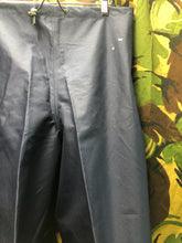 Lade das Bild in den Galerie-Viewer, Vintage Royal Mail Stormproof Leggings Trousers - 34-38" Waist - The Militaria Shop