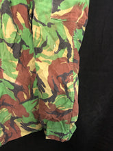 Charger l'image dans la galerie, Genuine British Army Forces 68 Pattern DPM Trousers - Waist 28" - The Militaria Shop