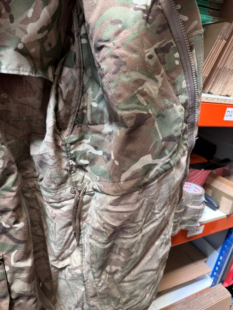 British Army MTP FR Air Crew Windproof Combat Smock NEW OLD STOCK - Size 190/104 - The Militaria Shop