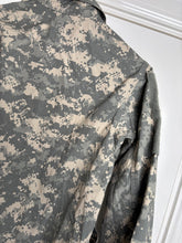 Lade das Bild in den Galerie-Viewer, Surplus US Army ACU Combat Uniform Jacket-6R - The Militaria Shop