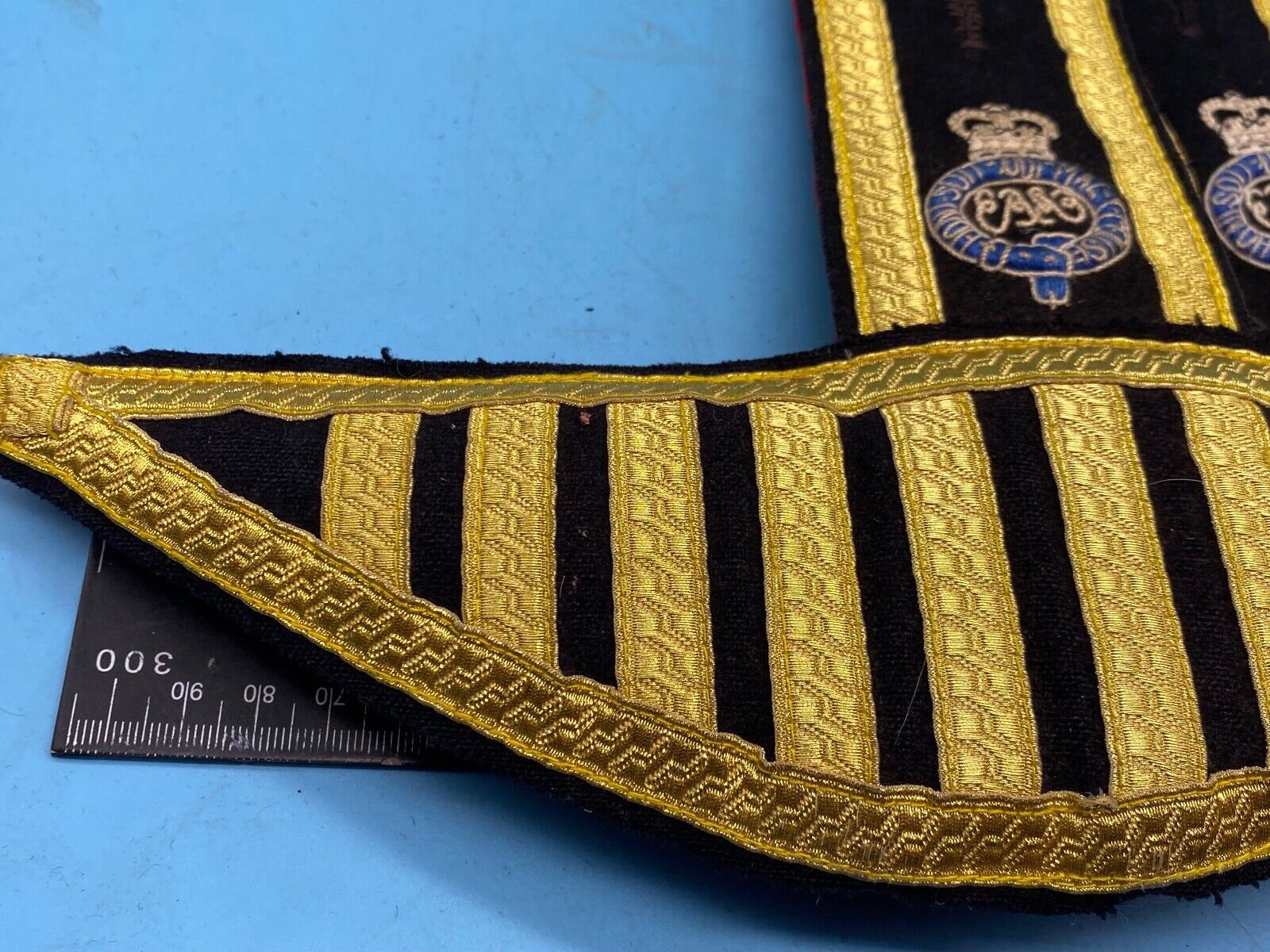 Pair of Original British Army Grenadier Guards Bandsman's Epaulettes / Wings - The Militaria Shop