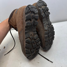Load image into Gallery viewer, British Army Surplus Brown Leather Combat Boots - Iturri - Size UK 7 M - The Militaria Shop