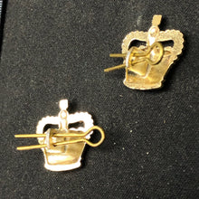 Charger l'image dans la galerie, Original British Collar Badge Pair - Warrant Officer - The Militaria Shop
