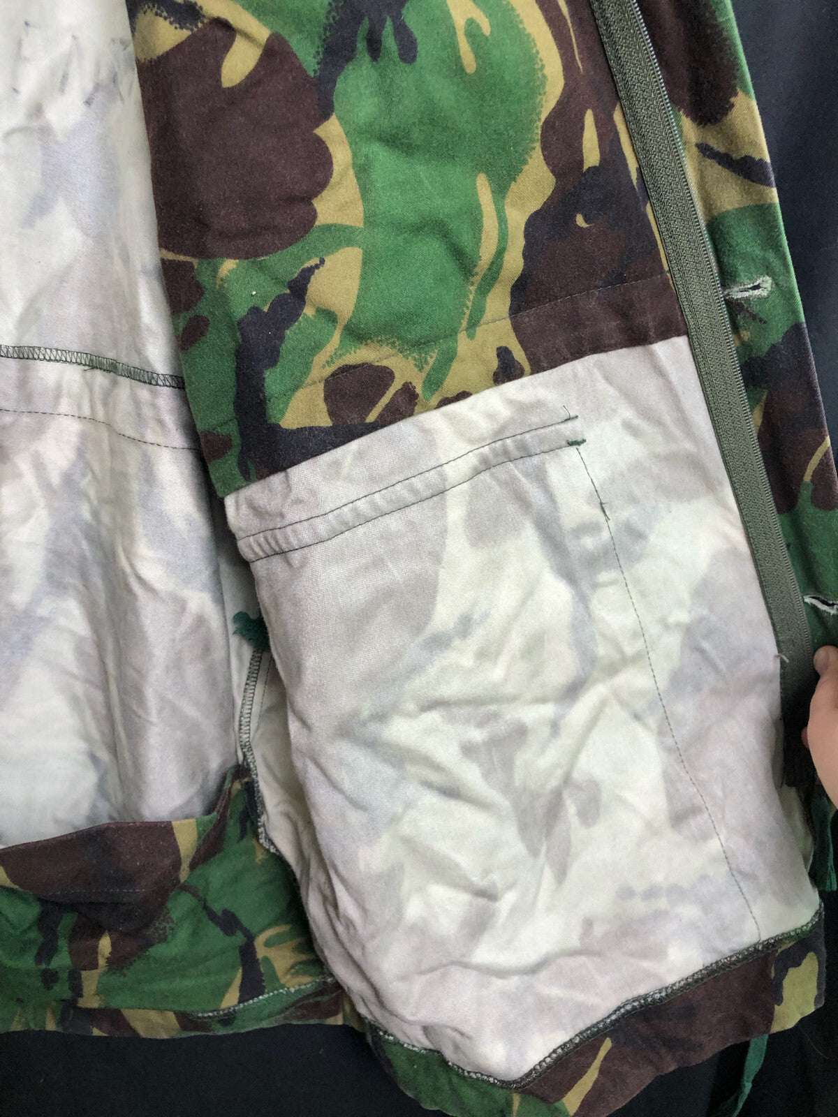 Genuine Army Surplus British DPM Camouflaged Combat Smock Jacket - Size 180/96 - The Militaria Shop
