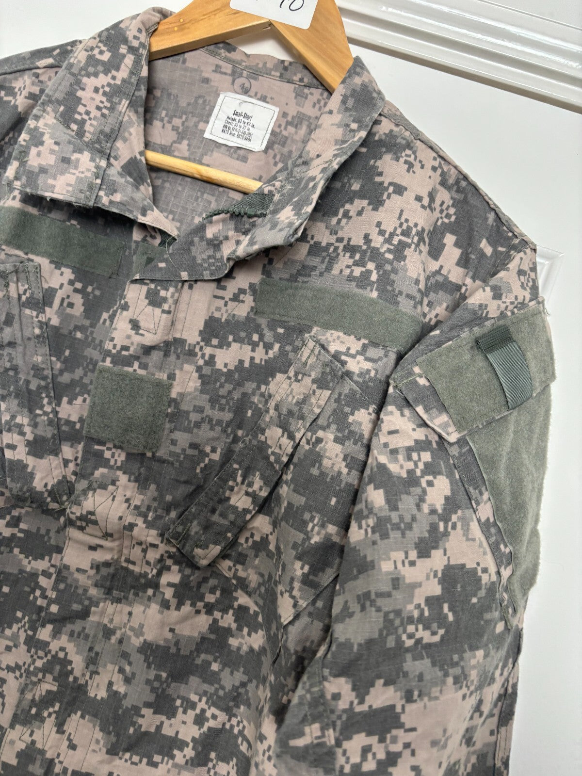 Surplus US Army ACU Combat Uniform Jacket -Size Small-Short - The Militaria Shop